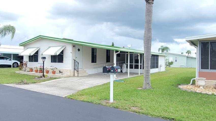 210 Sweet Circle a Winter Haven, FL Mobile or Manufactured Home for Sale